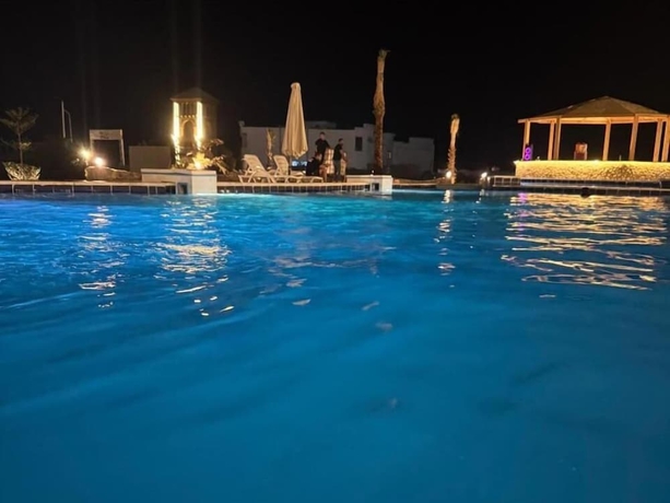 Imagen de la piscina del Hotel Marvista Resort Dahab. Foto 12