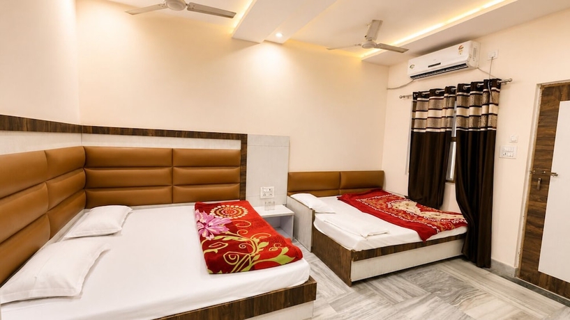 Imagen de la habitación del Hotel Marwari. Foto 2