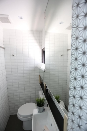 Imagen de la habitación del Hotel Marwin Space. Foto 5