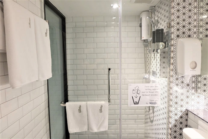 Imagen de la habitación del Hotel Marwin Space. Foto 8