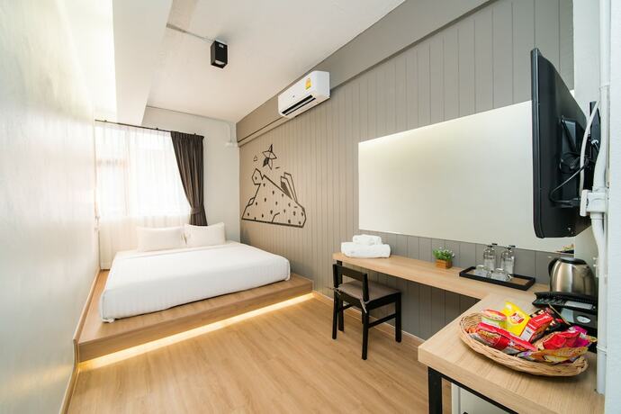 Imagen de la habitación del Hotel Marwin Villa. Foto 17