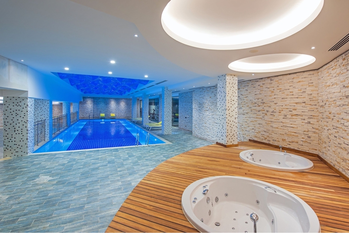 Imagen de la piscina del Hotel Mary Alanya. Foto 16