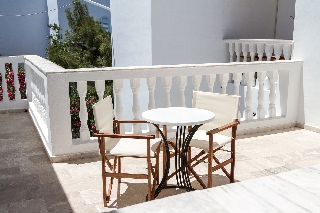 Imagen de la piscina del Hotel Mary Bill. Foto 16