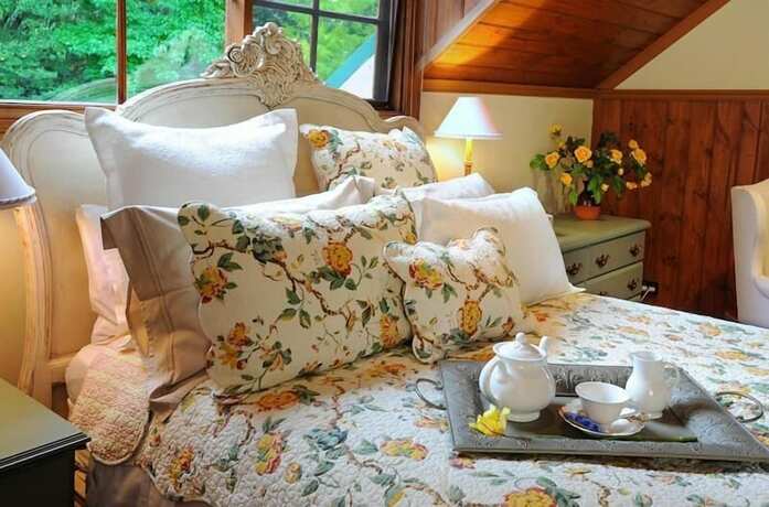 Imagen general del Hotel Mary Card's Coach House. Foto 5