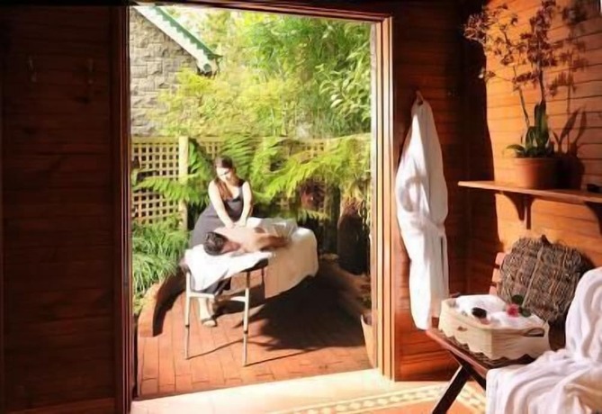 Imagen general del Hotel Mary Card's Coach House. Foto 6