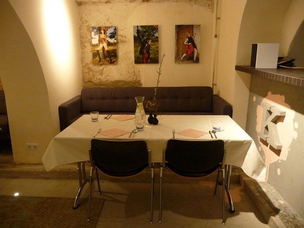 Imagen de los interiores del Hotel Mary K. Foto 14