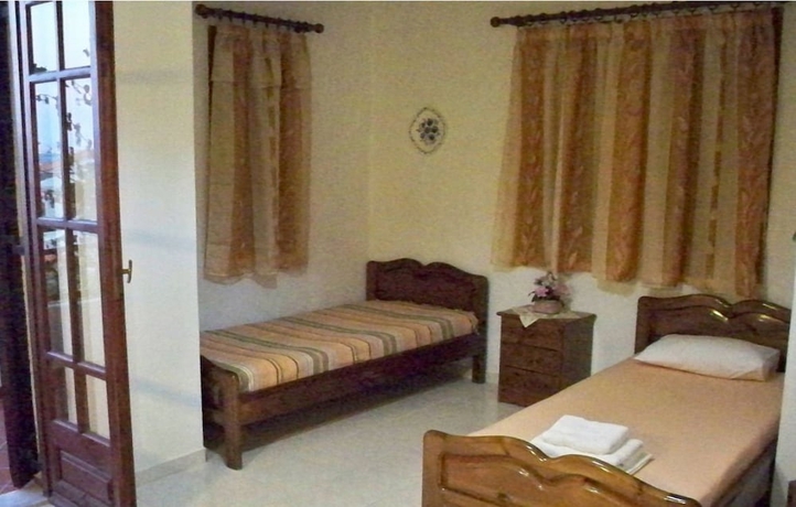 Imagen de la habitación del Hotel Mary, Marathokampos. Foto 6