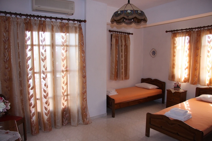 Imagen de la habitación del Hotel Mary, Marathokampos. Foto 8
