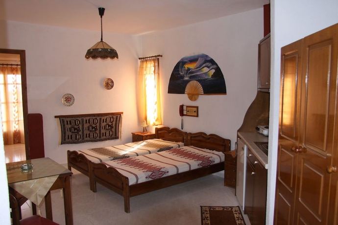 Imagen de la habitación del Hotel Mary, Marathokampos. Foto 9