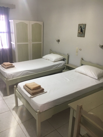 Imagen de la habitación del Hotel Mary Popi. Foto 3