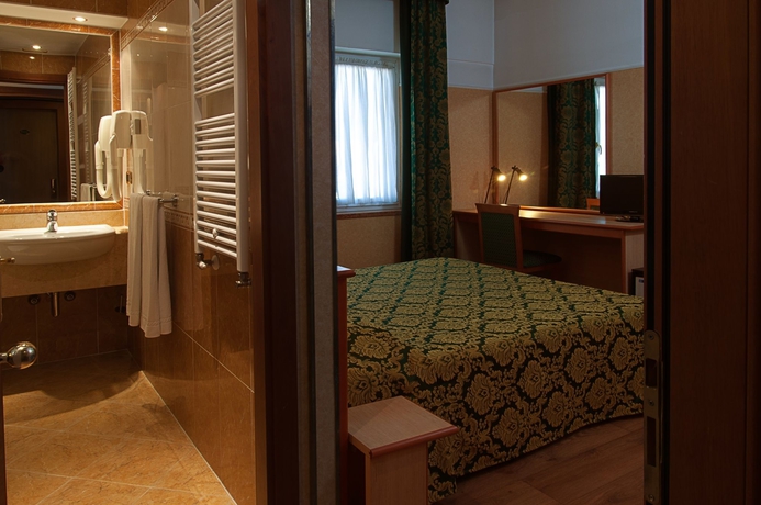 Imagen de la habitación del Hotel Mary, Vicenza. Foto 3