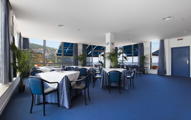 Imagen del bar/restaurante del Hotel Mary, Vico Equense. Foto 3