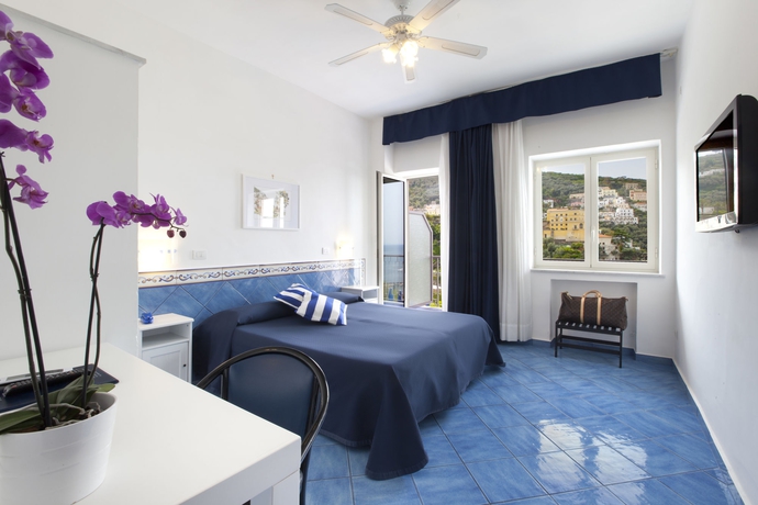 Imagen de la habitación del Hotel Mary, Vico Equense. Foto 14