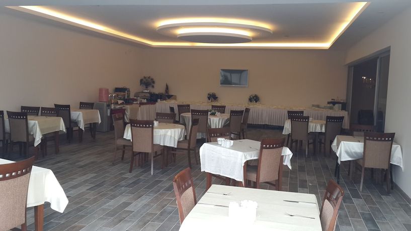 Imagen del bar/restaurante del Hotel Marya. Foto 2