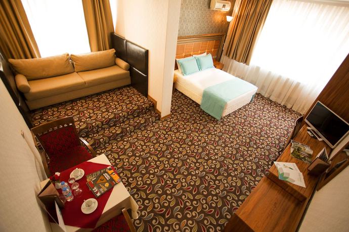 Imagen de la habitación del Hotel Marya. Foto 11
