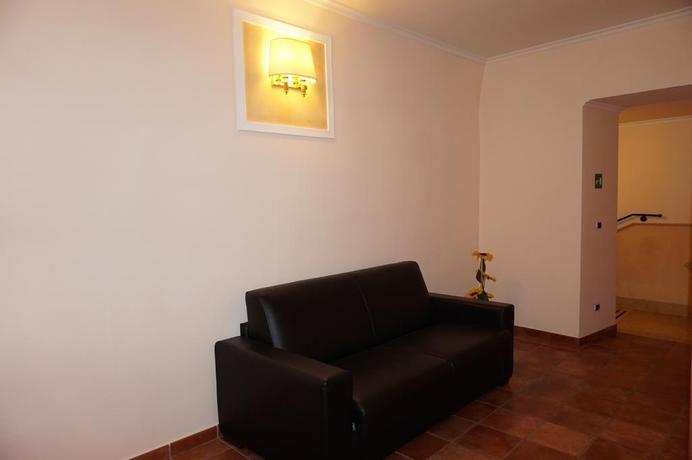 Imagen general del Hotel Maryelen 2. Foto 6