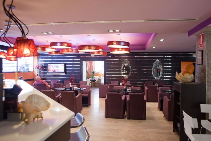 Imagen de los interiores del Hotel Marynton. Foto 10