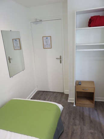 Imagen de la habitación del Hotel Mary's République. Foto 8