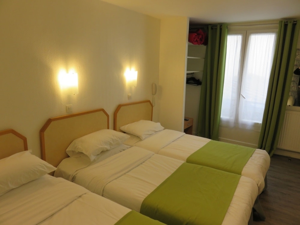 Imagen de la habitación del Hotel Mary's République. Foto 13