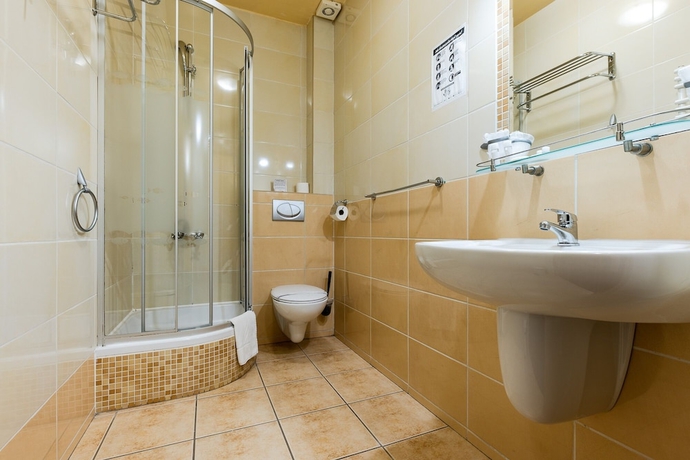 Imagen de la habitación del Hotel Marysin Dw&oacute;r. Foto 18