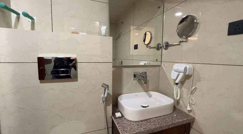 Imagen de la habitación del Hotel Maryul Kargil. Foto 11