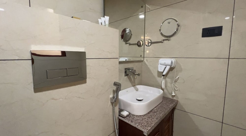 Imagen de la habitación del Hotel Maryul Kargil. Foto 13