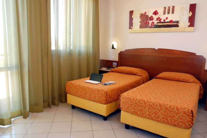 Imagen de la habitación del Hotel Marzia. Foto 5