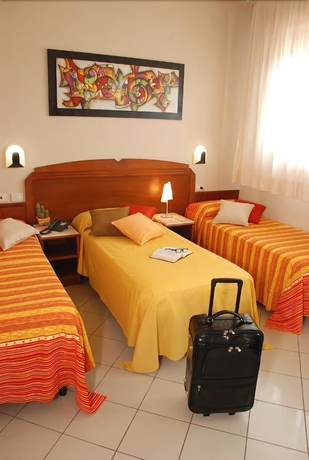 Imagen de la habitación del Hotel Marzia. Foto 12