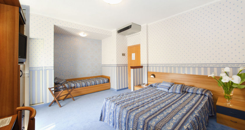 Imagen de la habitación del Hotel Marzia Holiday Queen. Foto 4