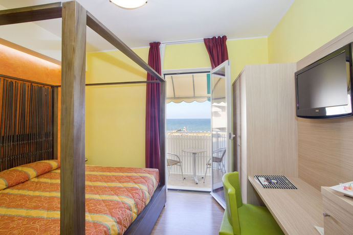 Imagen de la habitación del Hotel Marzia Holiday Queen. Foto 7