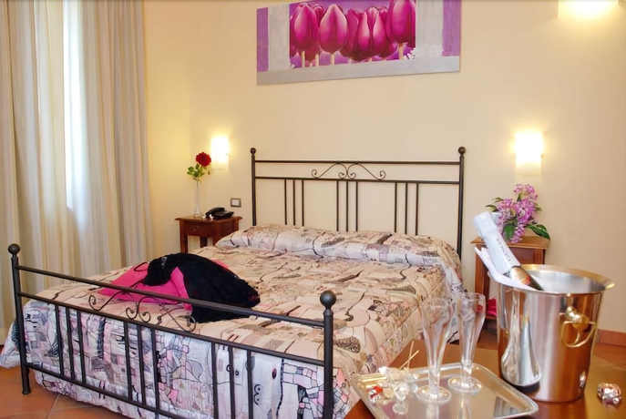 Imagen de la habitación del Hotel Marzia, Scandicci. Foto 8