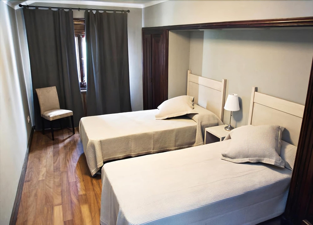 Imagen de la habitación del Hotel Mas Angelats. Foto 5