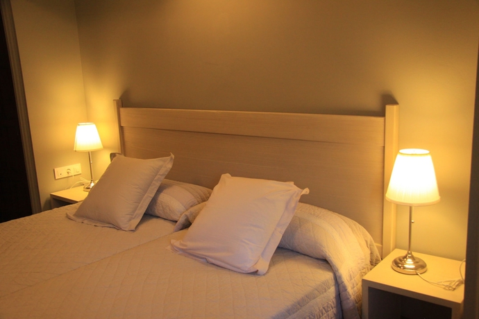 Imagen de la habitación del Hotel Mas Angelats. Foto 13