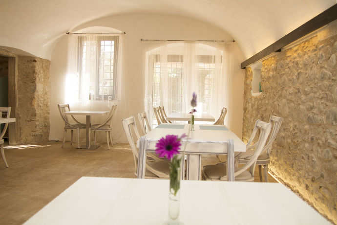 Imagen del bar/restaurante del Hotel Mas Carreras 1846. Foto 3