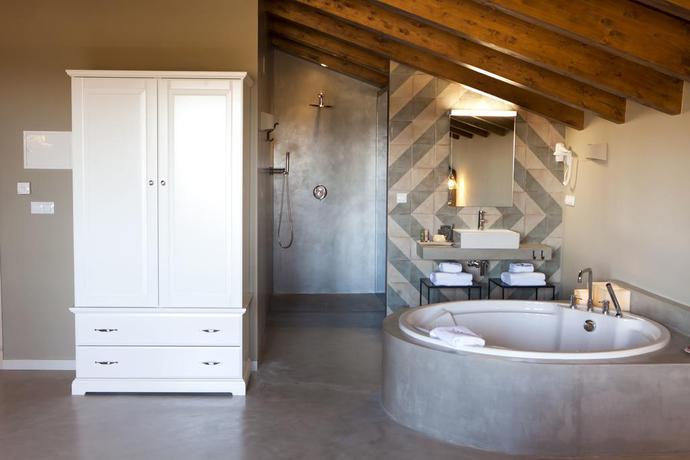 Imagen general del Hotel Mas De Cebrián. Foto 11