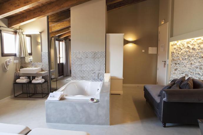 Imagen general del Hotel Mas De Cebrián. Foto 12