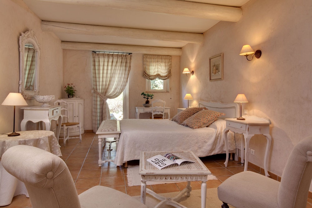 Imagen de la habitación del Hotel Mas De Fauchon. Foto 3