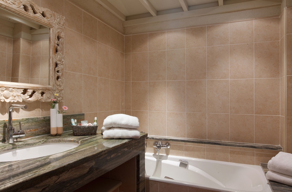 Imagen de la habitación del Hotel Mas De Fauchon. Foto 17