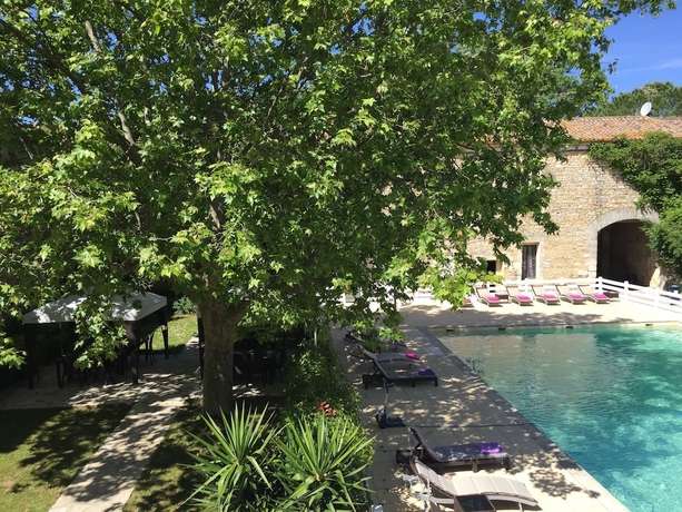Imagen de la piscina del Hotel Mas De Galoffre. Foto 19