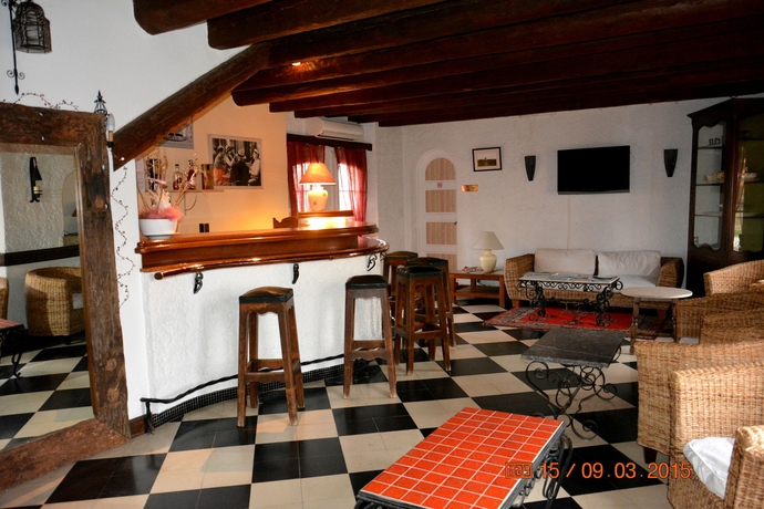 Imagen del bar/restaurante del Hotel Mas De La Feniere. Foto 4