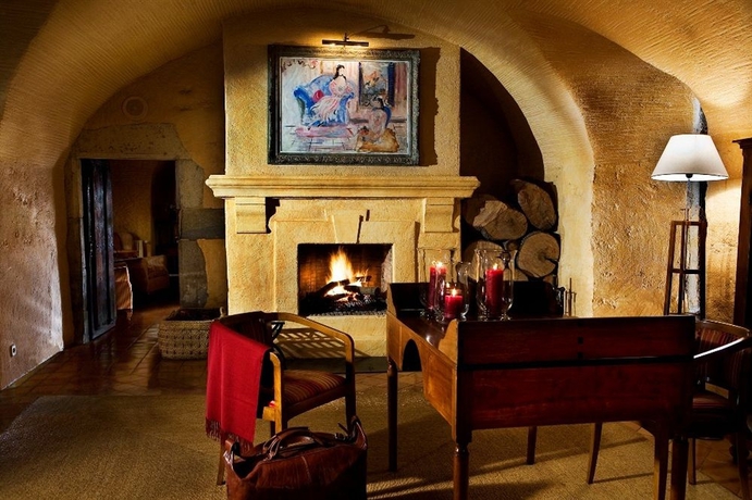 Imagen de los interiores del Hotel Mas De Torrent and Spa, Relais and Châteaux. Foto 11