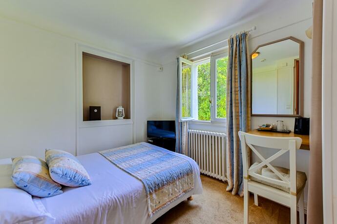 Imagen de la habitación del Hotel Mas Djoliba, Antibes. Foto 12