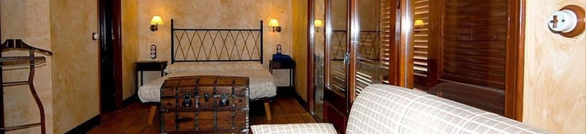 Imagen de la habitación del Hotel Mas Fuselles. Foto 6