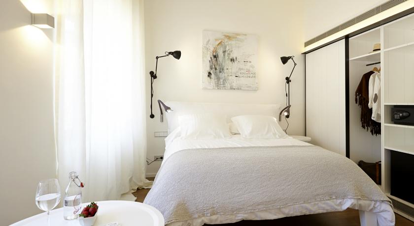 Imagen de la habitación del Hotel Mas Lazuli. Foto 3