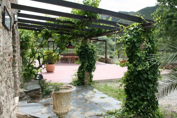 Imagen de los exteriores del Hotel Mas Palou. Foto 6