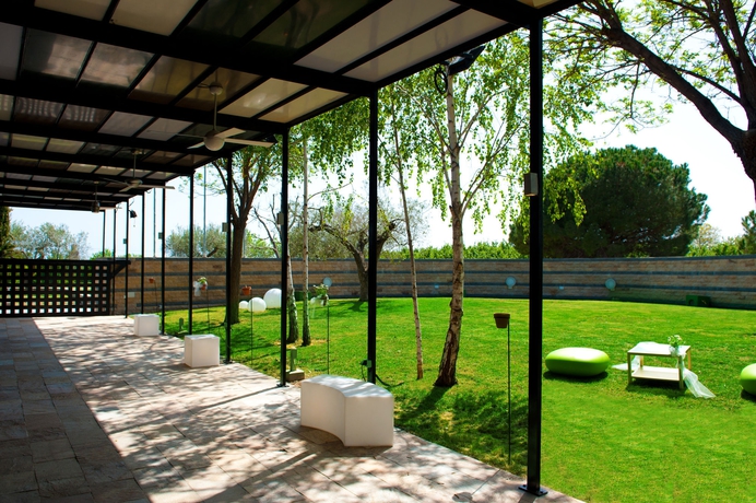 Imagen de los exteriores del Hotel Mas Passamaner. Foto 11