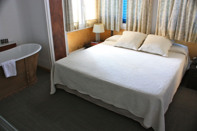 Imagen de la habitación del Hotel Mas Passamaner. Foto 10