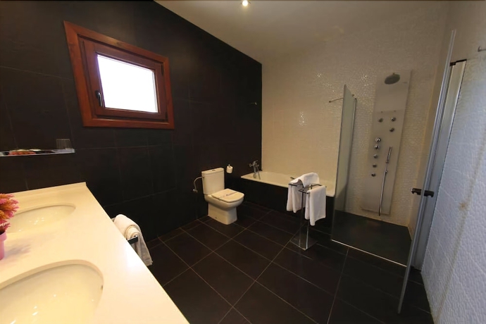 Imagen de la habitación del Hotel Mas Prades. Foto 13