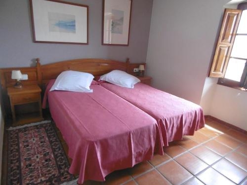 Imagen general del Hotel Mas Torrellas. Foto 4