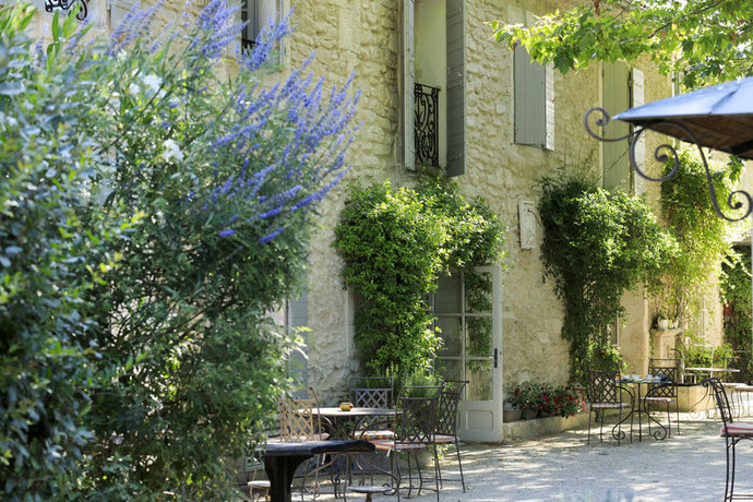 Imagen de los exteriores del Hotel Mas Valentine. Foto 8